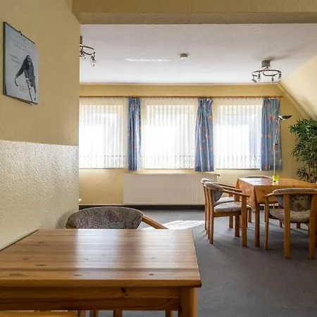 6, Waldesruh Apartment *