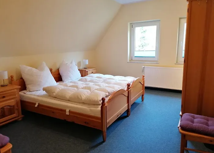 6, Waldesruh Apartment