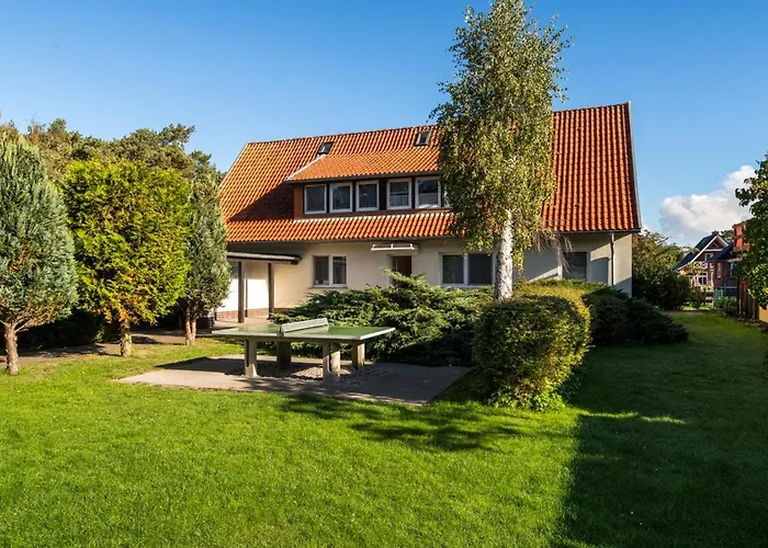 6, Waldesruh Apartment *